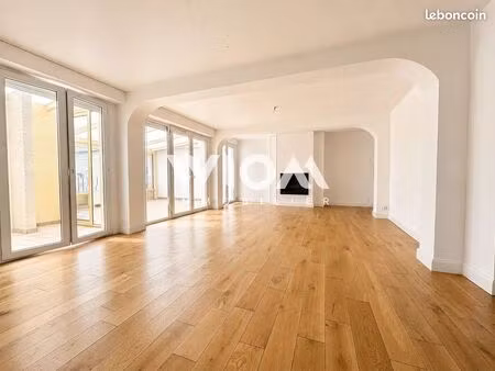 appartement 3 pièces 112 m²