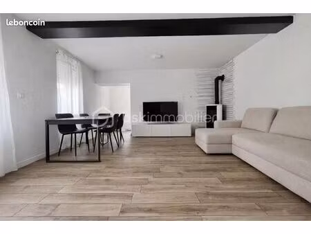 immeuble 4 pièces 86 m²
