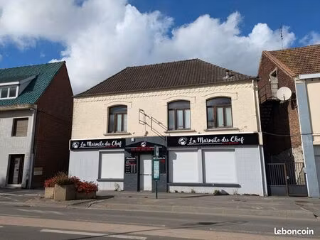 immeuble 271 m² essars
