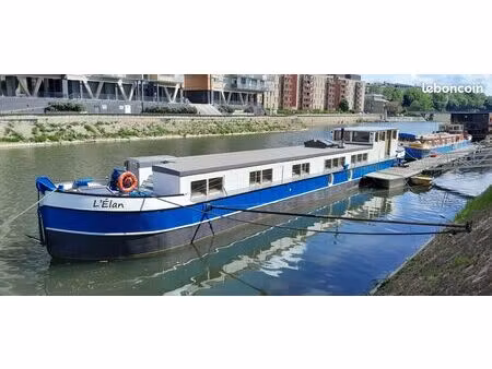 péniche aménagée 30m