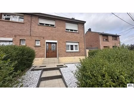 maison 5 pièces 84 m²