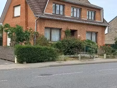 maison 6 pièces 140 m²