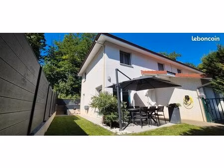 maison 4 pièces 94 m²