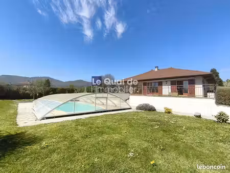 villa 5 pièces 121 m²