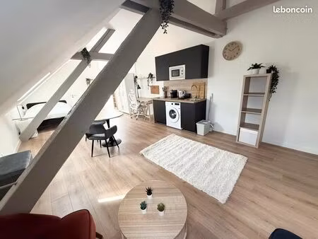 studio rénové à neuf et meublé