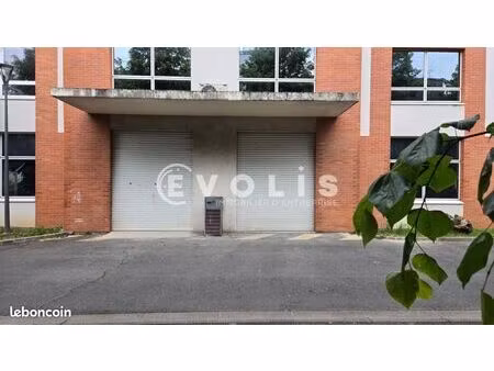 local bureaux 293 m²