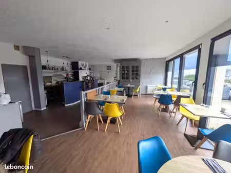 restaurant 156 m² bazouges-la-pérouse