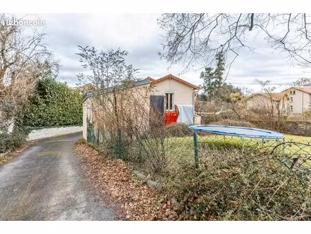 chamalières  63400  maison 4 chambres  terrain 556 m²  346 500 euros fai