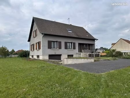 maison 5 pièces 151 m²