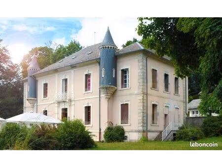 exceptionnel domaine touristique sur 14 ha – vente totale ou par lots