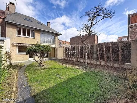 maison 7 pièces 142 m²