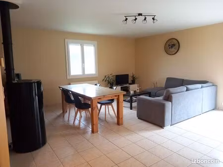 maison lumineuse 80m²