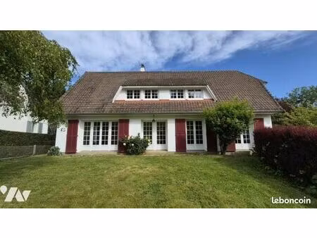 maison 5 pièces 147 m²