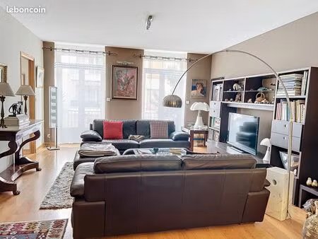 vends magnifique appartement t3 avec jardin et studio indépendant centre ville amelie les 