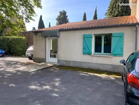 bureaux 52 m²