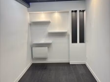 local commercial