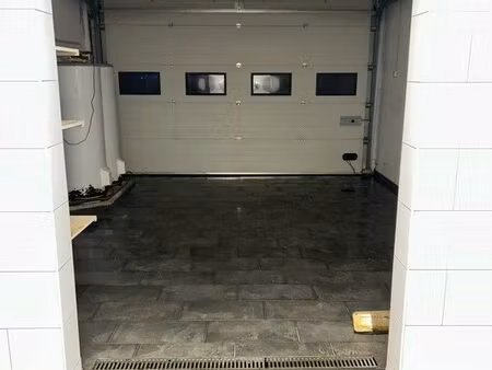 local 63 m2