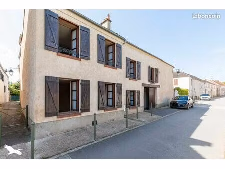 longère 6 pièces 210 m²