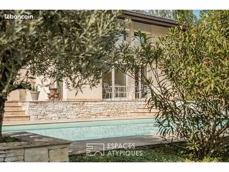 propriété 10 pièces 288 m²