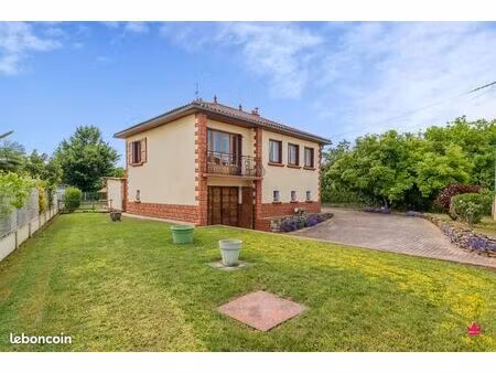 maison 5 pièces 200 m²