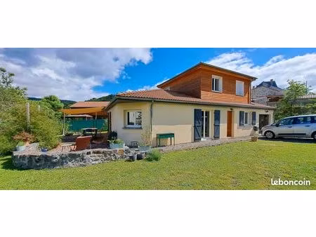 maison 6 pièces 138m²