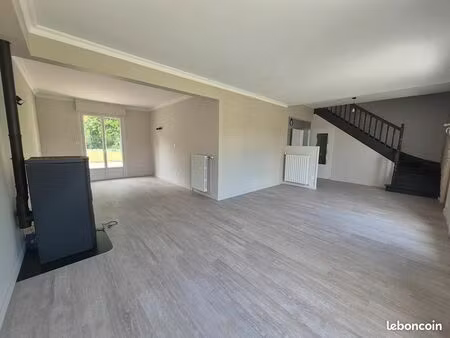maison 6 pièces 146 m²