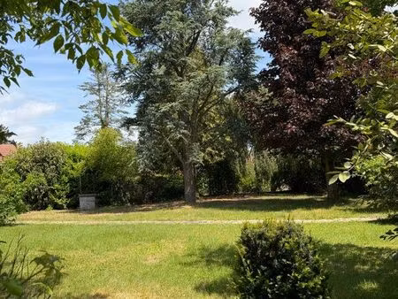 terrain 410 m2