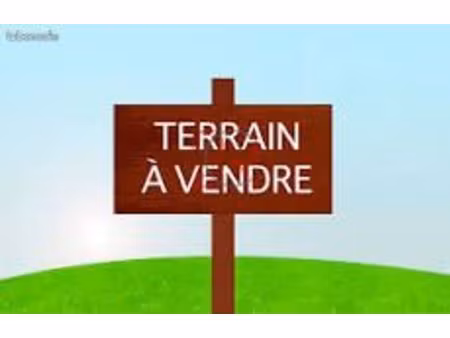 terrain 1599 m² lamarque