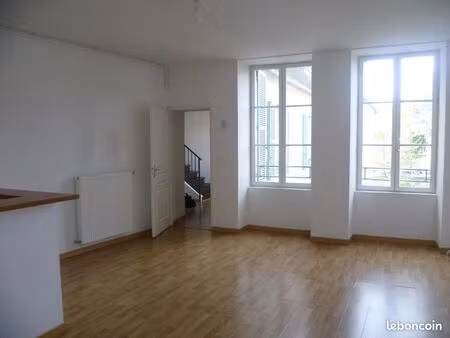 appartement 3 pièces 83 m²