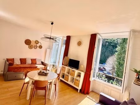 studio meublé