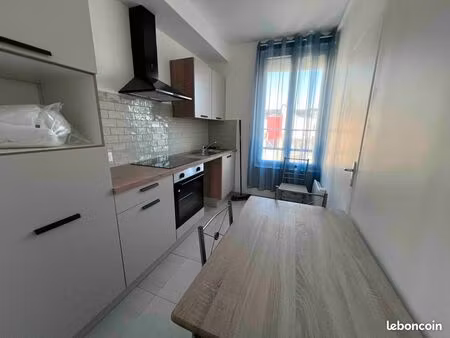 location f3 refait a neuf