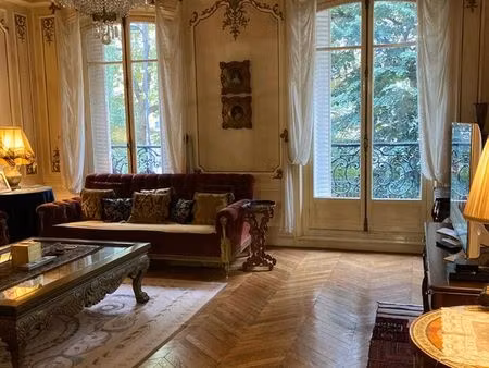 appartement familial et de réception – 213 78 m² – 7 pièces