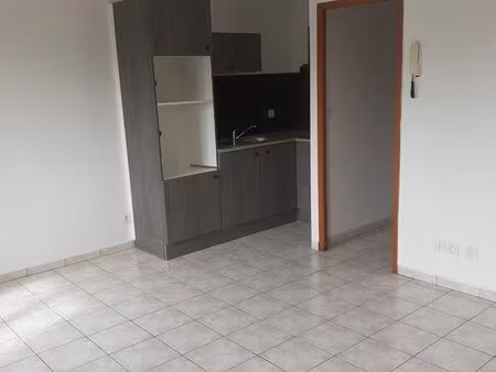 studio rdc 28m2 amiens/rivery