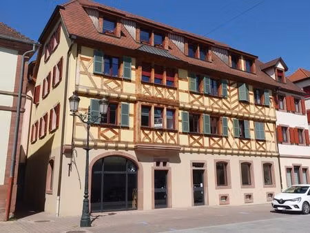 local commercial 200m2