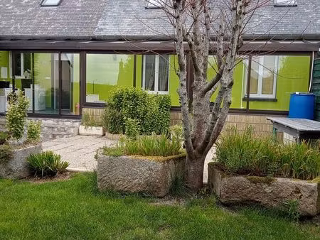 maison de bourg  4 chambres  jardin  véranda