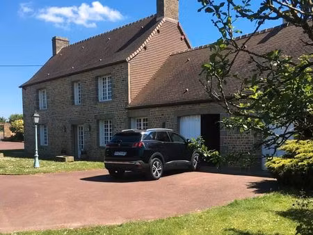 maison en pierre - 235m2 - 7 pièces