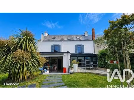 maison 6 pièces 165 m²
