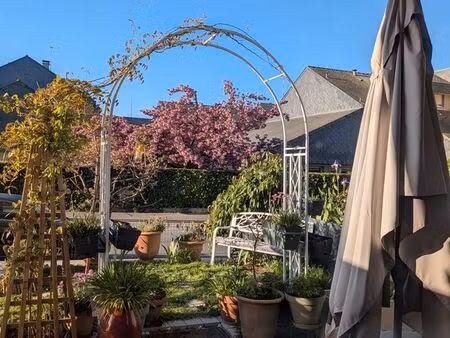 rare sur le marché bel appartement t5 avec terrasse et jardinet avec 2 parking à coulaines