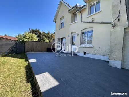 maison 7 pièces 120 m²