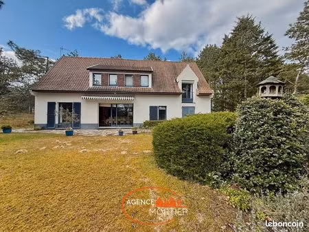villa 6 pièces 151 m²