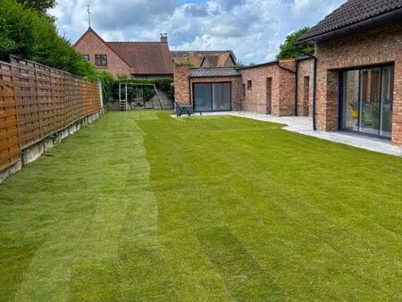 maison 15 pièces 280 m²