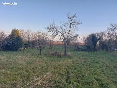 terrain à bâtir 816 m² viabilisé – libre constructeur – proche niort / la crèche / saint-m
