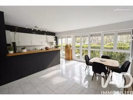 appartement 4 pièces 77 m²