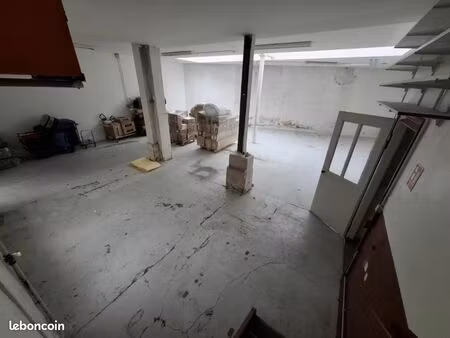 local industriel 111 m²