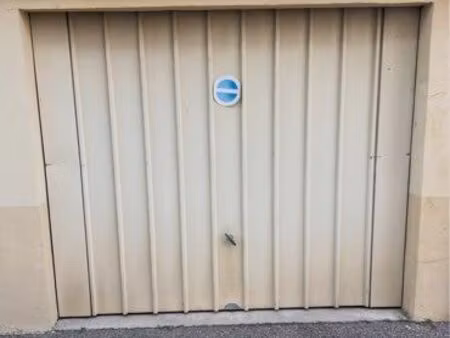 lot garages