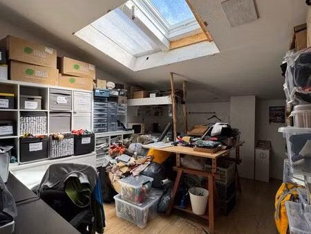 espace dans local artisanal