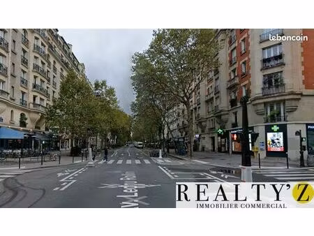 local commercial 48 m²