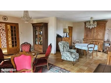 pavillon 6 pièces 164 m²