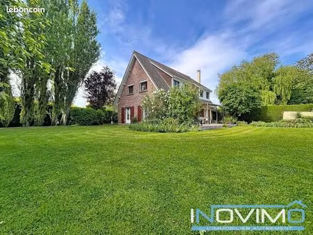 pavillon 8 pièces 155 m²