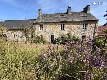 longère 6 pièces 134 m²